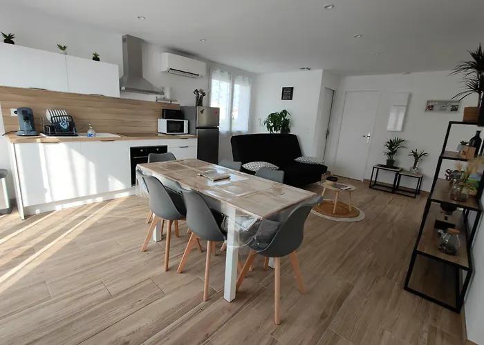 Appartement Spacieux 3 Chambres Saint Pierre La Mer