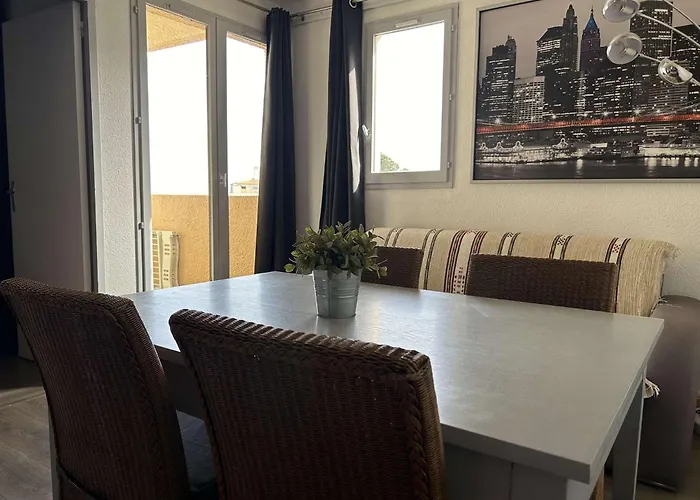 Sp520-G007 Appartement 2 Pieces Saint Pierre La Mer